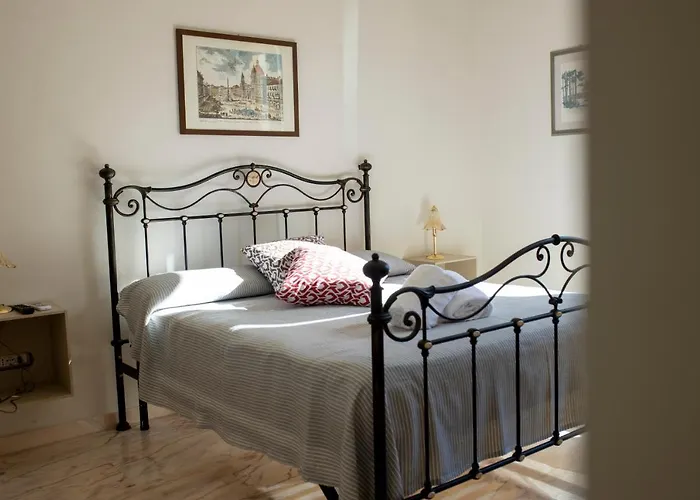 Alojamento de Acomodação e Pequeno-almoço Il Palazzo - Luxury & Event