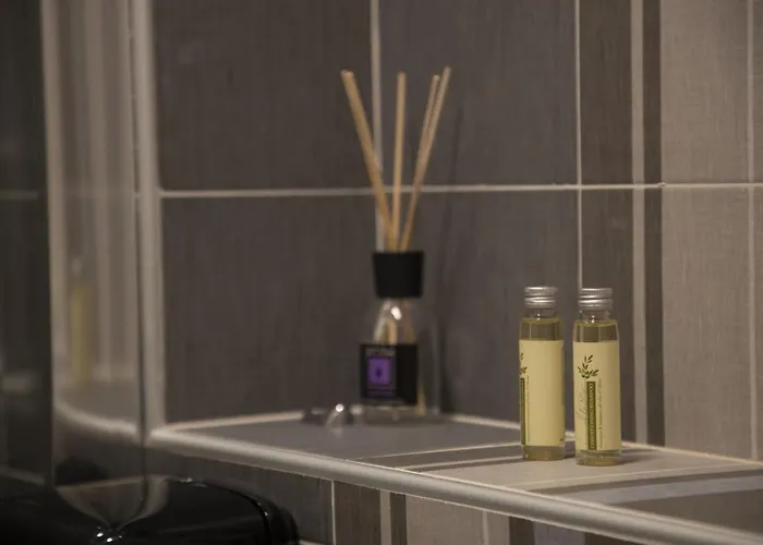 Alojamento de Acomodação e Pequeno-almoço Il Palazzo - Luxury & Event 4*