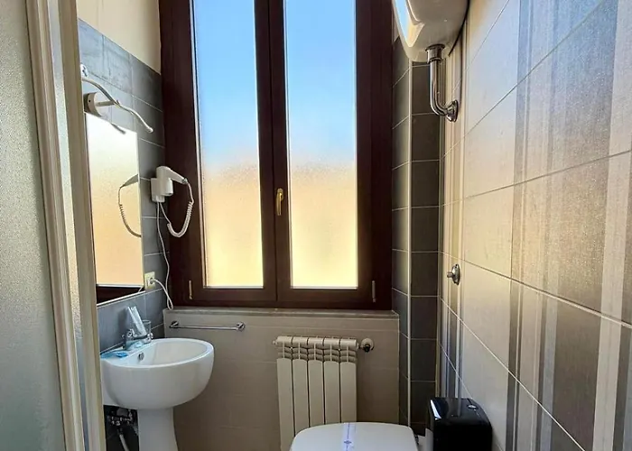 Alojamento de Acomodação e Pequeno-almoço Il Palazzo - Luxury & Event 4*